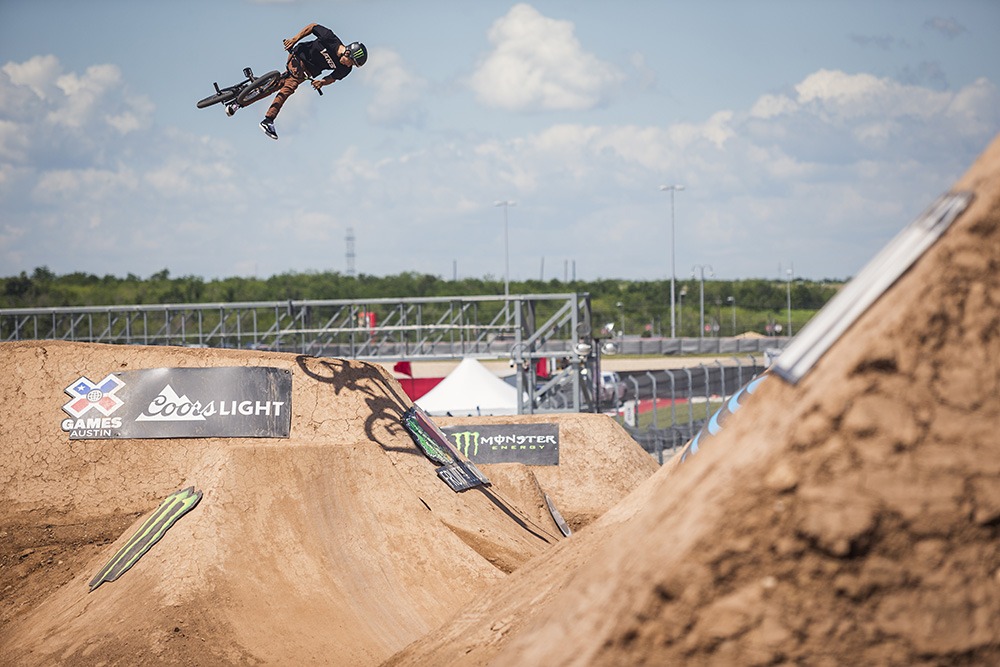 2016 Austin X Games BMX Dirt Final - 2nd Place – SILVER - Ben Wallace 2016 Austin X Games BMX Dirt Final - 2nd Place – SILVER - Ben Wallace